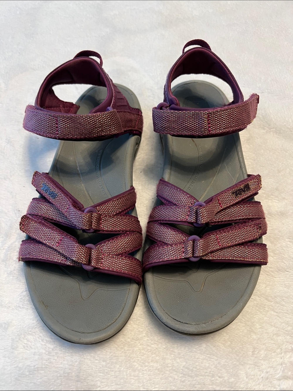 Teva Women's Strap Sandals in purple sparkly size 7